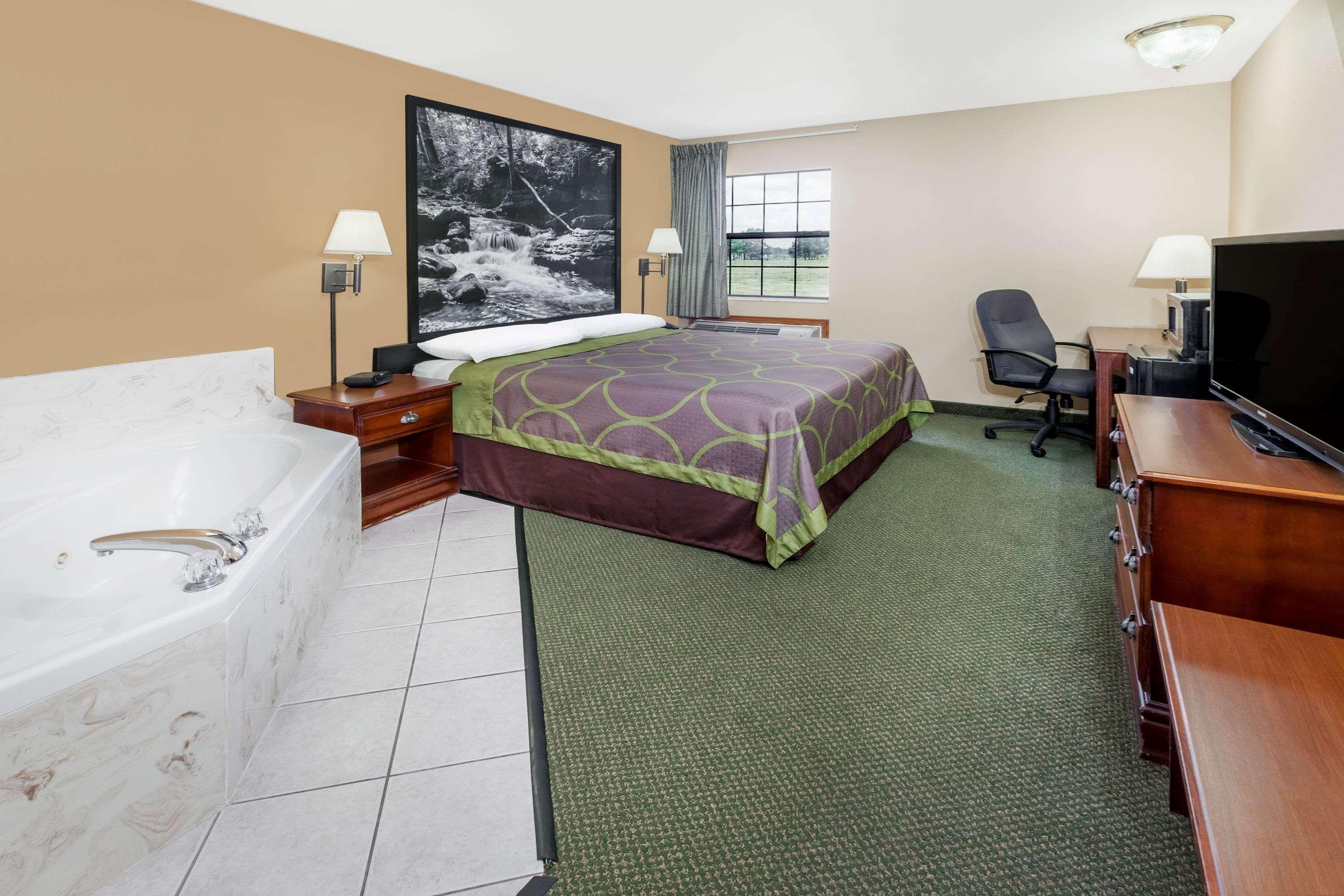 Super 8 By Wyndham Pine Bluff Otel Dış mekan fotoğraf