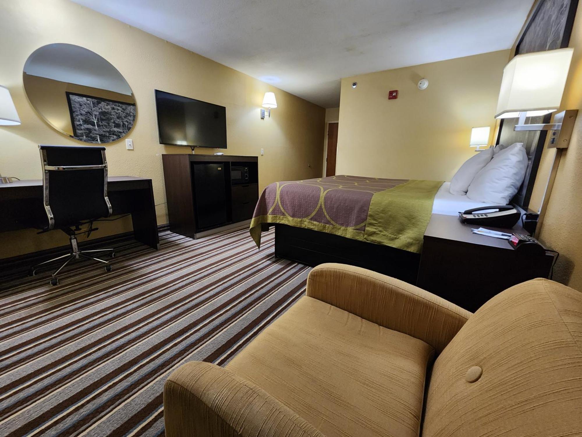 Super 8 By Wyndham Pine Bluff Otel Dış mekan fotoğraf