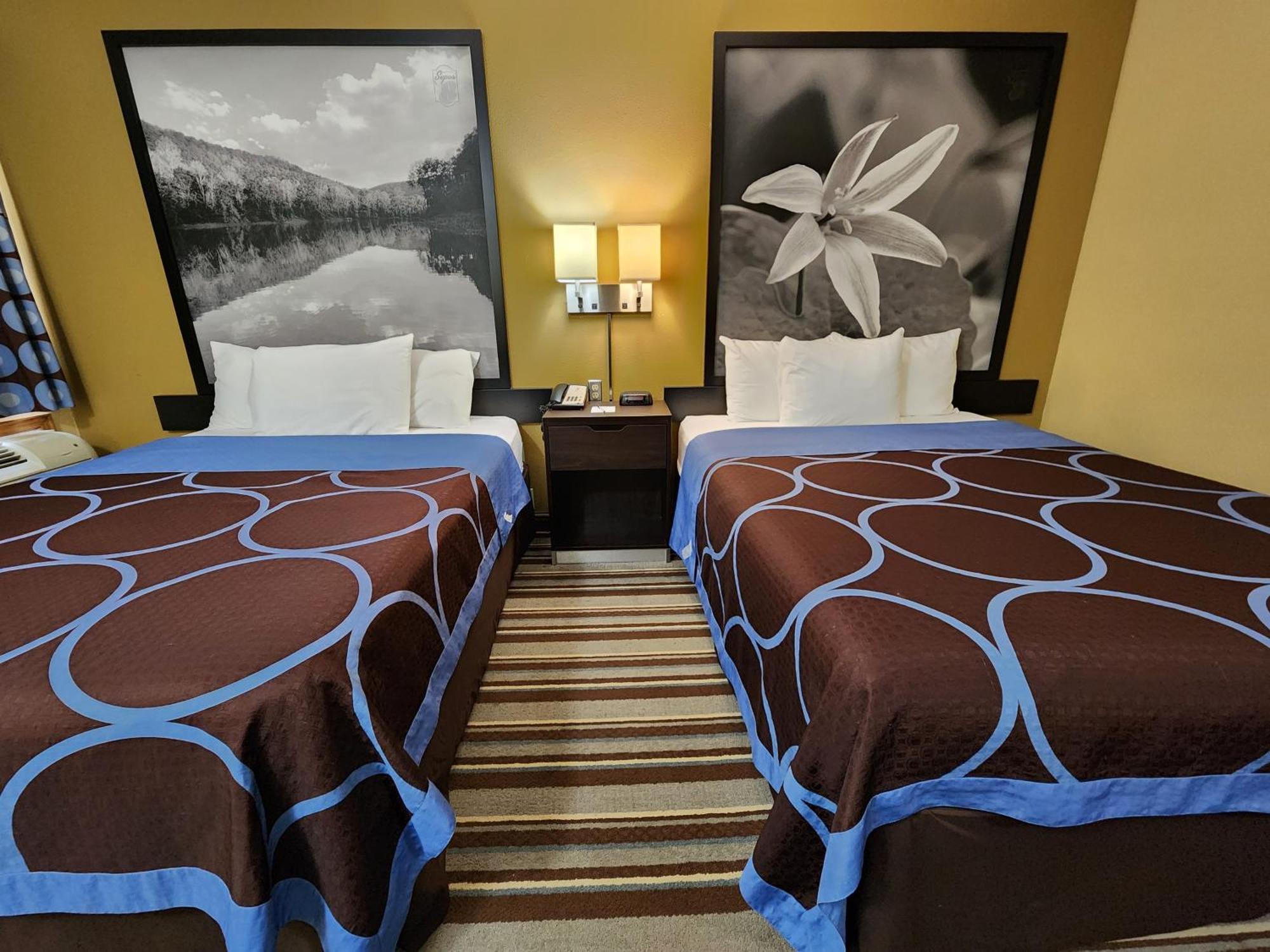 Super 8 By Wyndham Pine Bluff Otel Dış mekan fotoğraf
