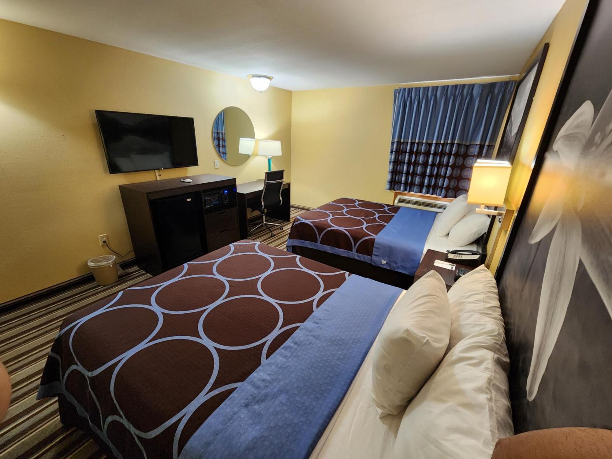 Super 8 By Wyndham Pine Bluff Otel Dış mekan fotoğraf